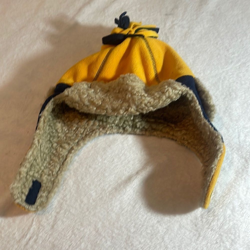 Kids Gap Sherpa lined winter hat